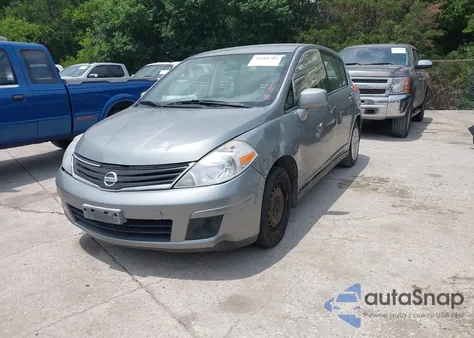2010 Nissan Versa 1.8S из США, поврежденный, VIN 3N1BC1CP0AL399143